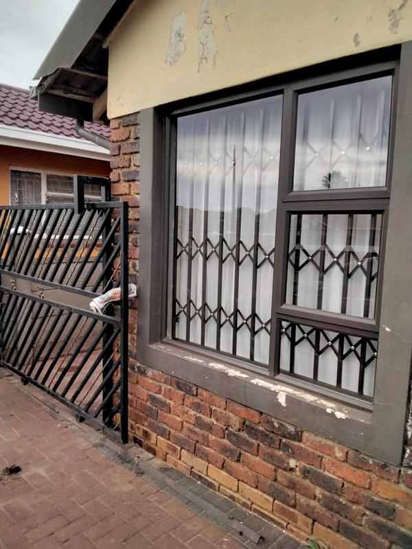 3 Bedroom Property for Sale in Sebokeng Zone 10 Gauteng