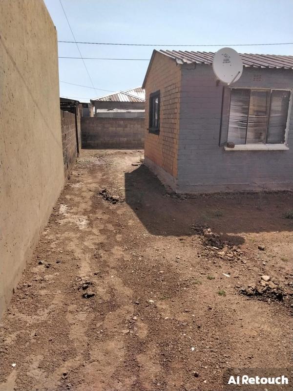 2 Bedroom Property for Sale in Slovoville Gauteng