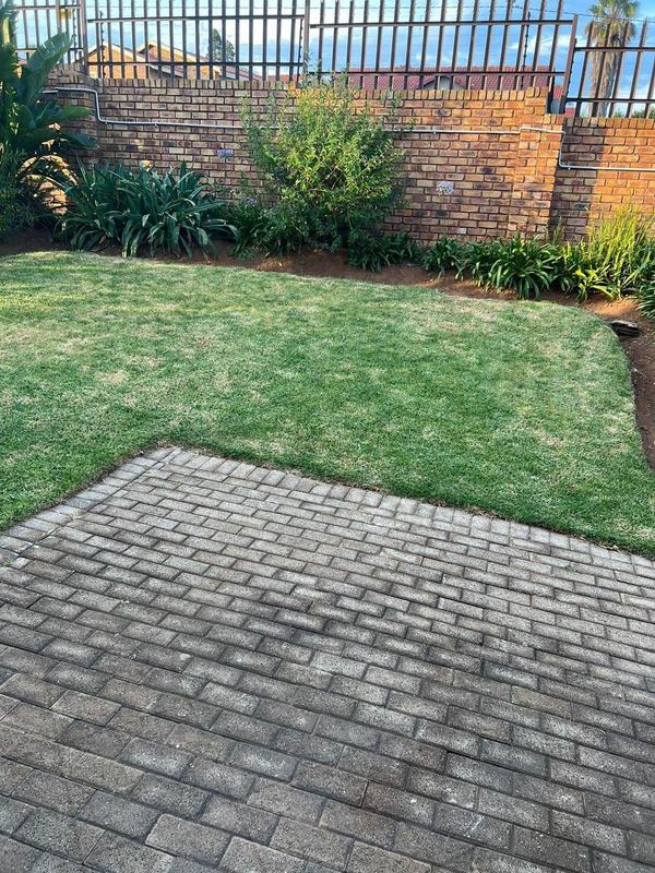 To Let 2 Bedroom Property for Rent in Groblerpark Gauteng