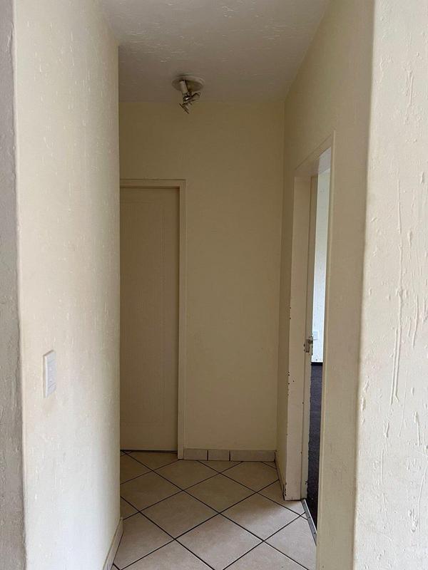 To Let 2 Bedroom Property for Rent in Groblerpark Gauteng