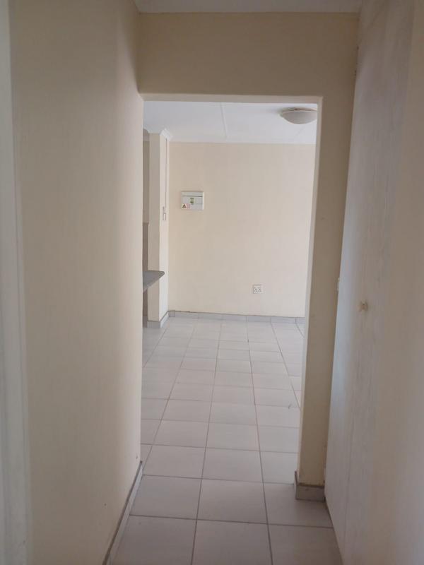 To Let 2 Bedroom Property for Rent in Elandspark Gauteng