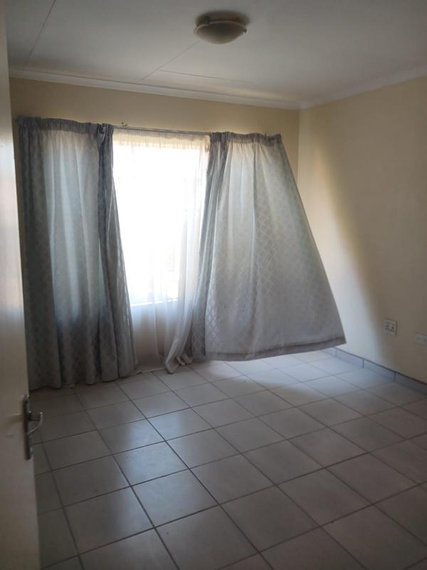 To Let 2 Bedroom Property for Rent in Elandspark Gauteng