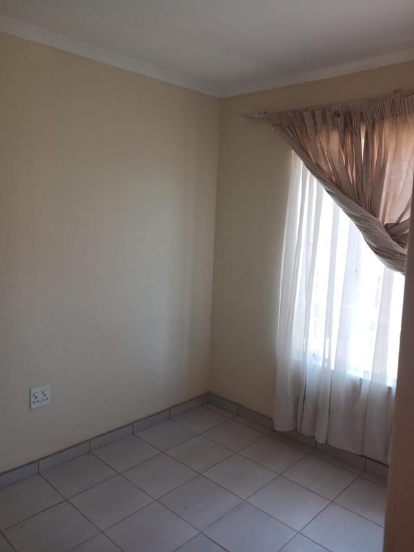 To Let 2 Bedroom Property for Rent in Elandspark Gauteng