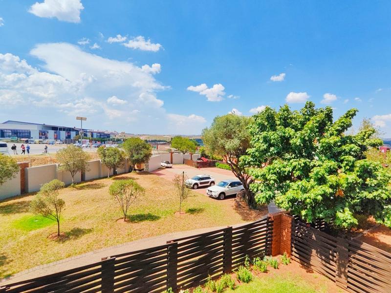 2 Bedroom Property for Sale in Fourways Gauteng