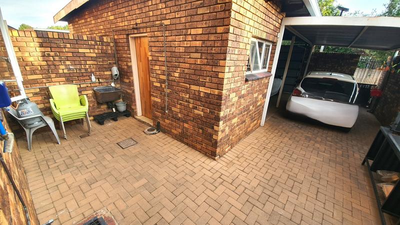 3 Bedroom Property for Sale in Wonderboom Gauteng