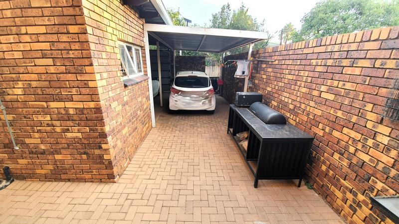 3 Bedroom Property for Sale in Wonderboom Gauteng