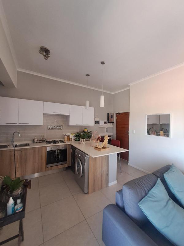 To Let 1 Bedroom Property for Rent in Modderfontein Gauteng