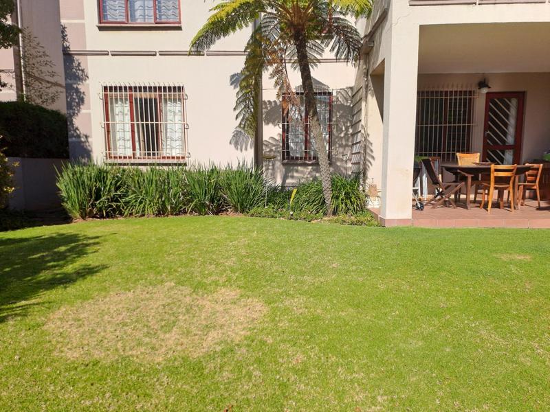 To Let 2 Bedroom Property for Rent in Bedfordview Gauteng