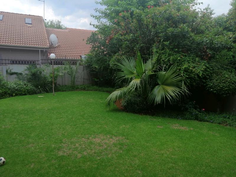 To Let 2 Bedroom Property for Rent in Bedfordview Gauteng