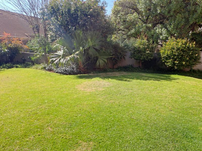 To Let 2 Bedroom Property for Rent in Bedfordview Gauteng