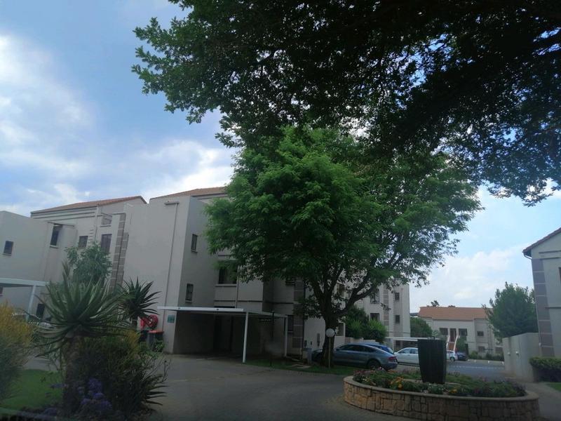 To Let 2 Bedroom Property for Rent in Bedfordview Gauteng