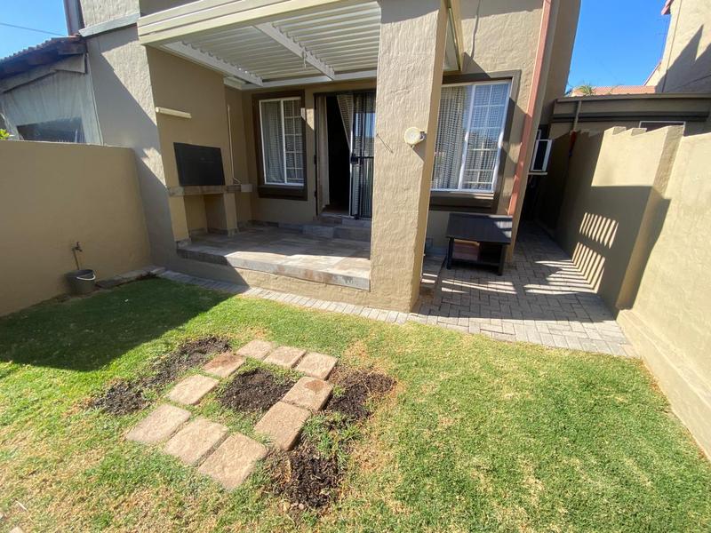 2 Bedroom Property for Sale in Eden Glen Gauteng