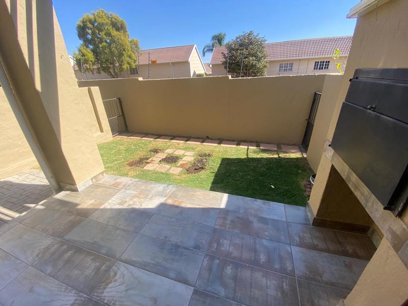 2 Bedroom Property for Sale in Eden Glen Gauteng