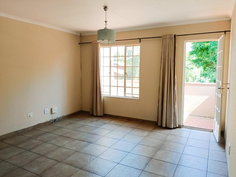 To Let 2 Bedroom Property for Rent in Paulshof Gauteng