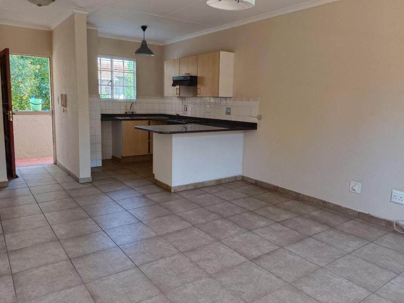 To Let 2 Bedroom Property for Rent in Paulshof Gauteng