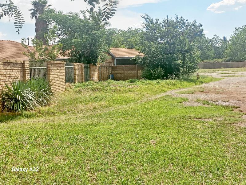 4 Bedroom Property for Sale in Brentwood Park Gauteng