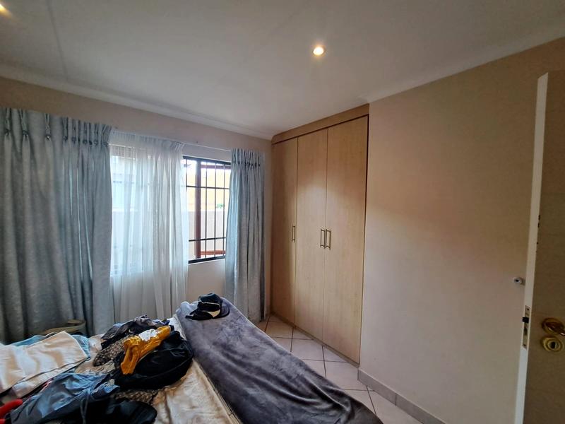 To Let 2 Bedroom Property for Rent in Thatchfield Gauteng