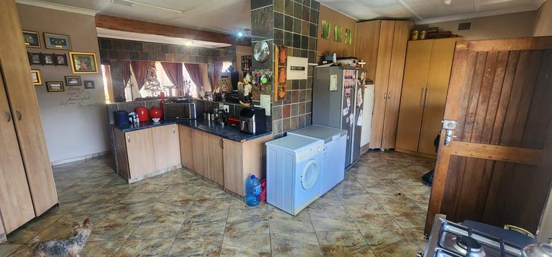 3 Bedroom Property for Sale in Mountain View Gauteng