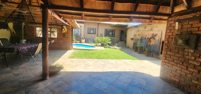 3 Bedroom Property for Sale in Mountain View Gauteng