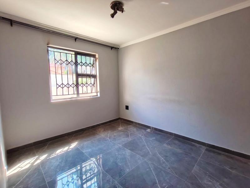 To Let 2 Bedroom Property for Rent in Norscot Gauteng