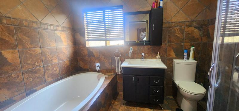 3 Bedroom Property for Sale in Elspark Gauteng