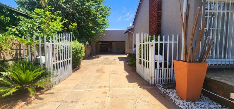 3 Bedroom Property for Sale in Elspark Gauteng