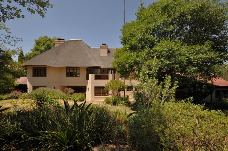 To Let 4 Bedroom Property for Rent in Bryanston Gauteng