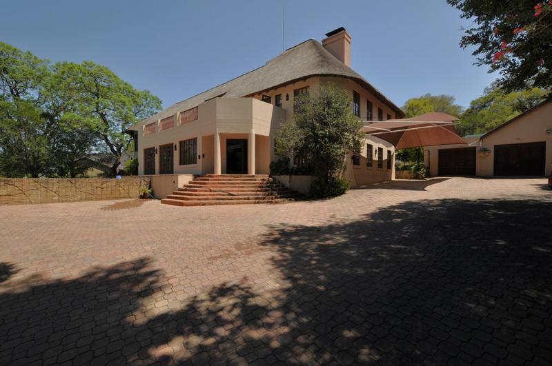 To Let 4 Bedroom Property for Rent in Bryanston Gauteng