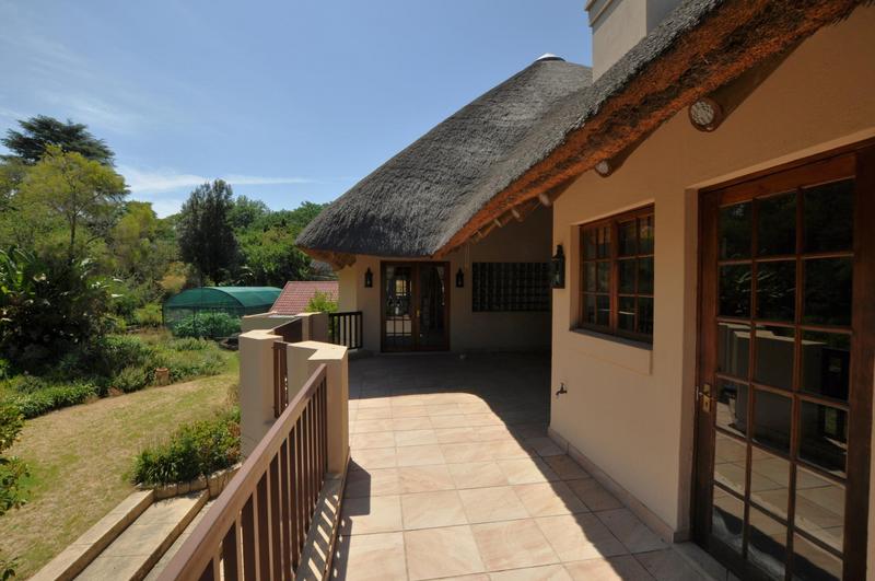 To Let 4 Bedroom Property for Rent in Bryanston Gauteng