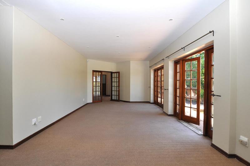 To Let 4 Bedroom Property for Rent in Bryanston Gauteng