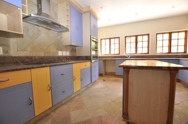 To Let 4 Bedroom Property for Rent in Bryanston Gauteng