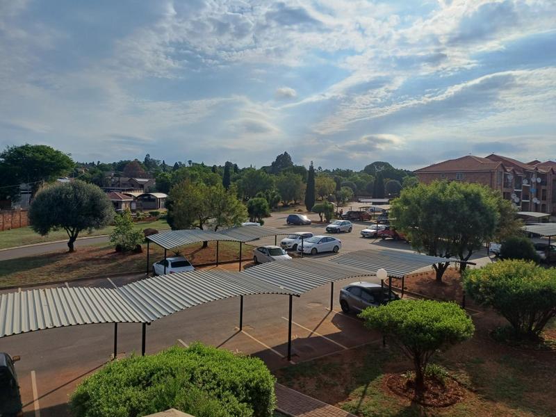 To Let 2 Bedroom Property for Rent in Heuweloord Gauteng