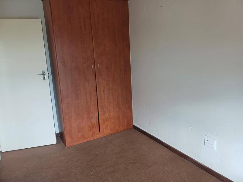 To Let 2 Bedroom Property for Rent in Heuweloord Gauteng