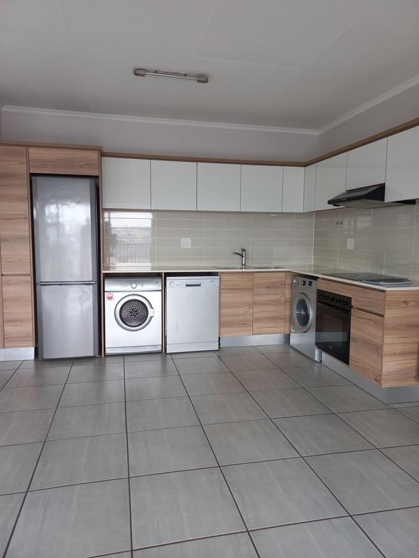 To Let 1 Bedroom Property for Rent in Waterfall Gauteng