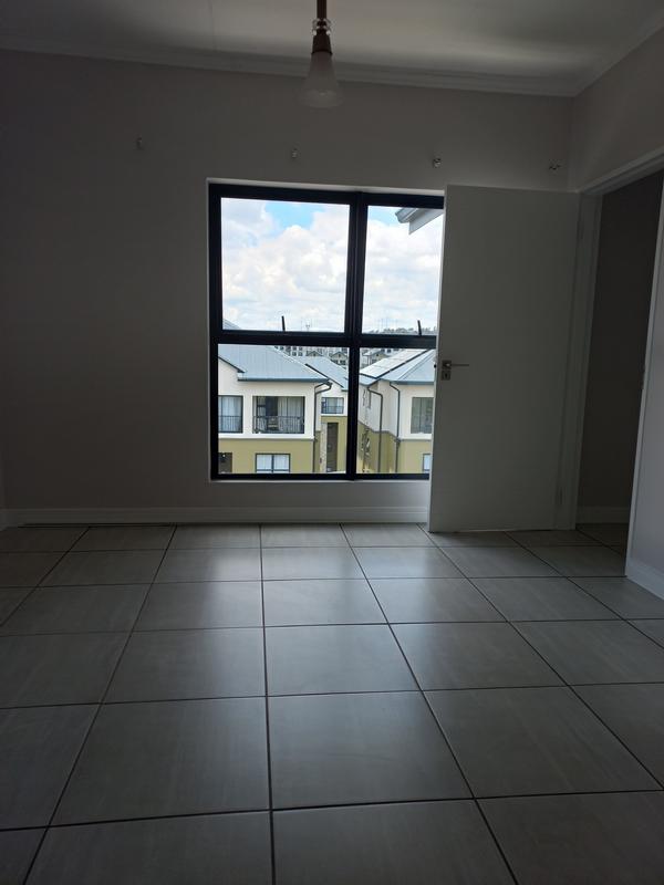 To Let 1 Bedroom Property for Rent in Waterfall Gauteng