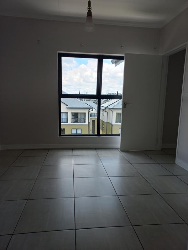 To Let 1 Bedroom Property for Rent in Waterfall Gauteng