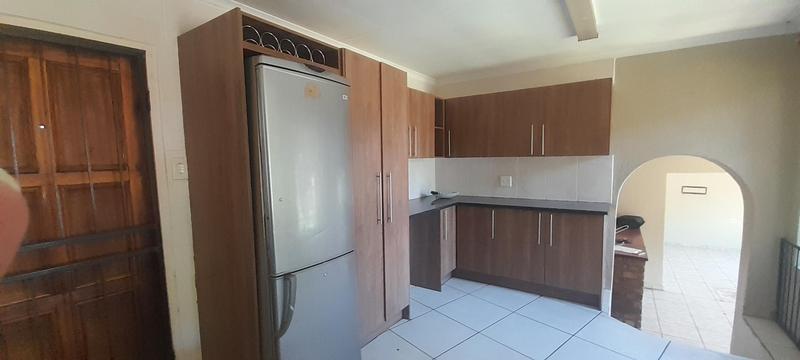 To Let 4 Bedroom Property for Rent in The Reeds Gauteng