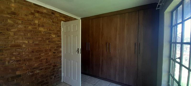 To Let 4 Bedroom Property for Rent in The Reeds Gauteng