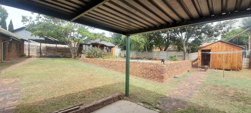 To Let 4 Bedroom Property for Rent in The Reeds Gauteng