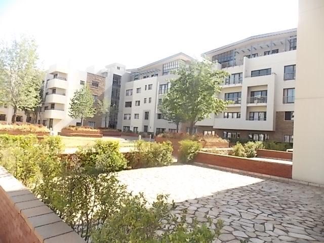 To Let 2 Bedroom Property for Rent in Bedford Gardens Gauteng