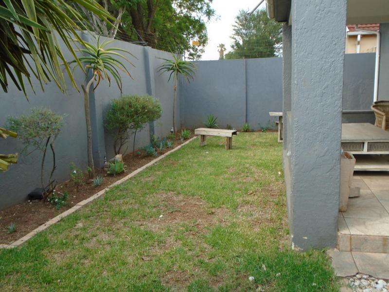 2 Bedroom Property for Sale in Westdene Gauteng