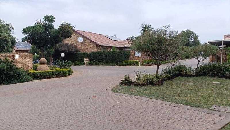 2 Bedroom Property for Sale in Montana Gauteng