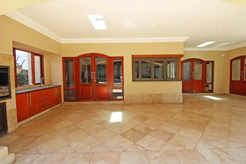 To Let 4 Bedroom Property for Rent in Bryanston Gauteng