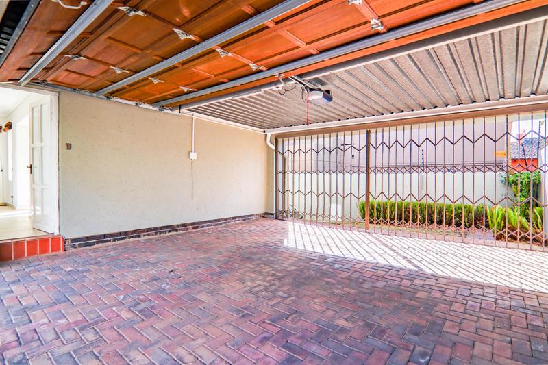 To Let 3 Bedroom Property for Rent in Morningside Gauteng