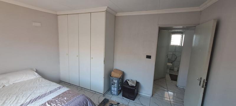 2 Bedroom Property for Sale in Elspark Gauteng