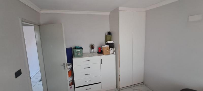 2 Bedroom Property for Sale in Elspark Gauteng