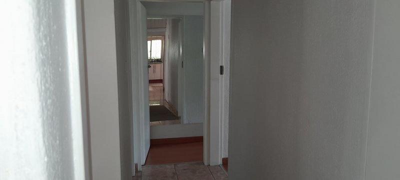 To Let 2 Bedroom Property for Rent in Primrose Hill Gauteng