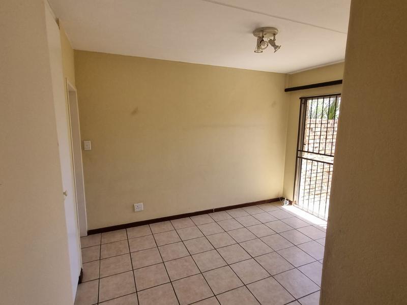 To Let 3 Bedroom Property for Rent in Erand Gardens Gauteng