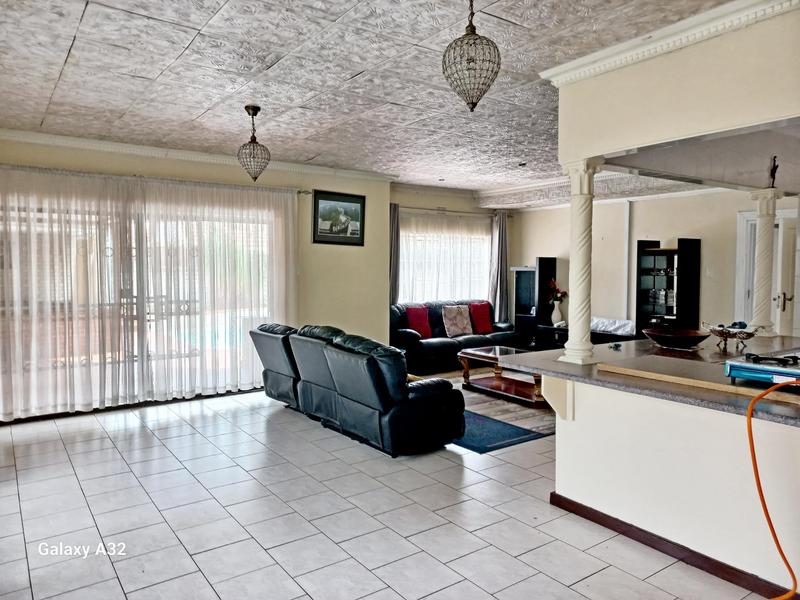 3 Bedroom Property for Sale in Clayville Gauteng