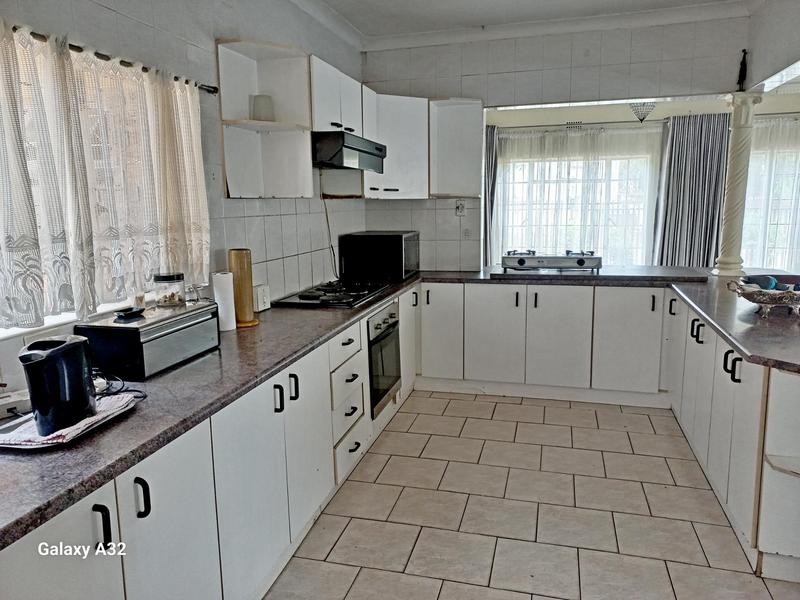 3 Bedroom Property for Sale in Clayville Gauteng